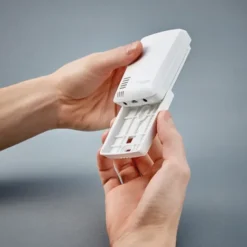 Máy đo ghi nhiệt độ, độ ẩm Testo 160 TH 10 testo 160 th slide in mount detail