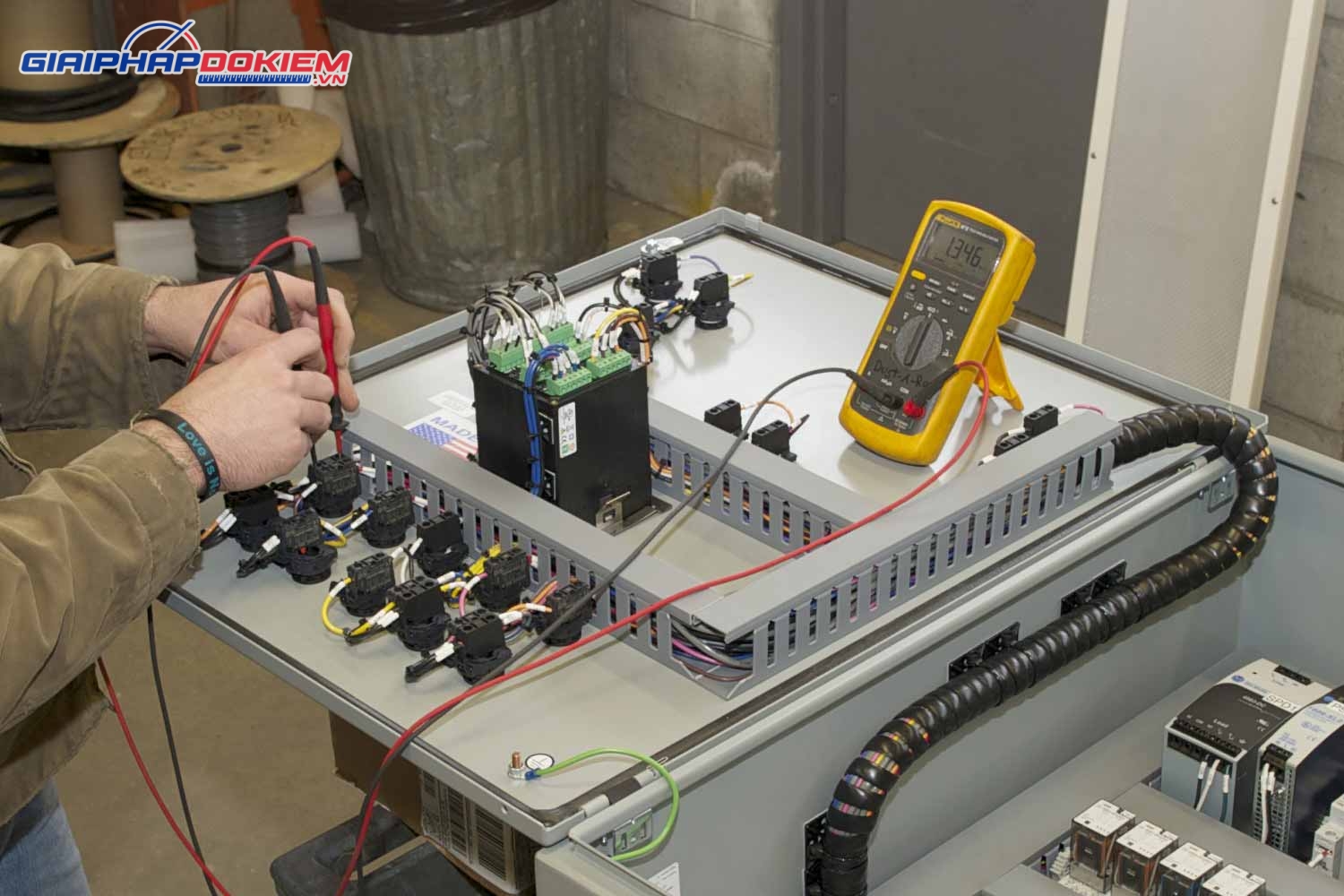 Đồng hồ đo đa năng Fluke 87V 14 Đồng hồ đo đa năng Fluke 87V - Ảnh 7