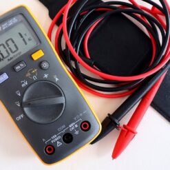 Đồng hồ vạn năng FLUKE 107 39 maxresdefault 4