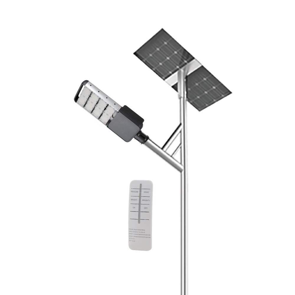 Đèn đường năng lượng mặt trời Rạng Đông CSD02.SL 70W 1 Đèn đường năng lượng mặt trời Rạng Đông CSD02.SL 70W