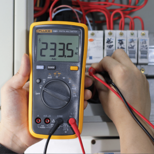 Đồng hồ vạn năng FLUKE 15B+ 31 Đồng hồ vạn năng FLUKE 15B+