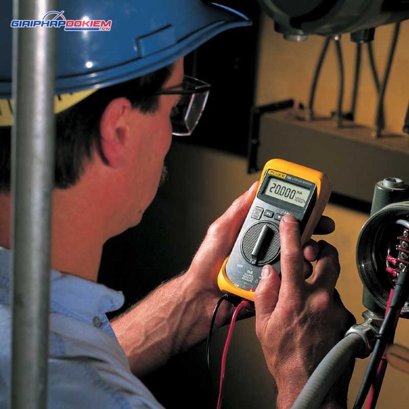 Thiết bị hiệu chuẩn dòng điện FLUKE 705 17 Thiết bị hiệu chuẩn dòng điện FLUKE 705 - Ảnh 8