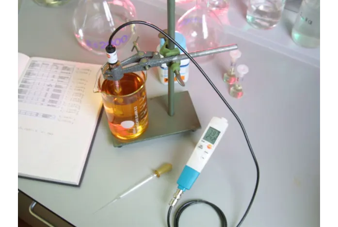 Máy Đo PH, Nhiệt Độ Testo 206-pH3 (0563 2063) (0 ~ 80 °C; 0~14 pH, Instrument kit, chưa bao gồm điện cực) 3 Máy Đo PH, Nhiệt Độ Testo 206-pH3 (0563 2063) (0 ~ 80 °C; 0~14 pH, Instrument kit, chưa bao gồm điện cực) - Ảnh 2