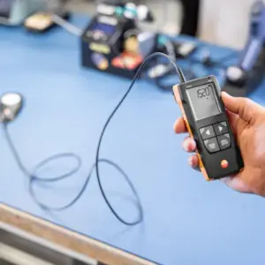 Thiết bị đo cường độ sáng Testo 545