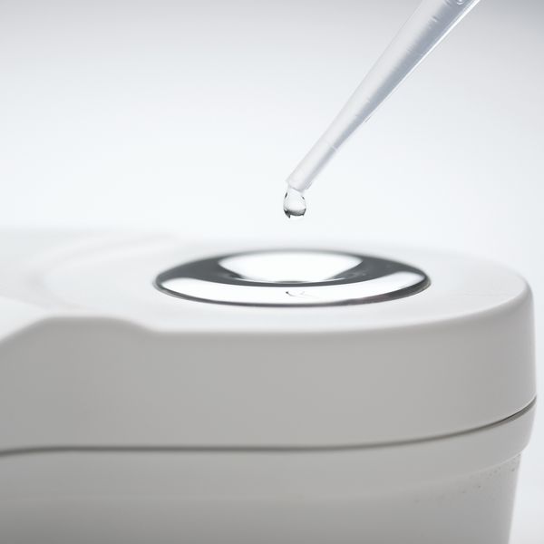 Máy đo Khúc Xạ Kế Đo Độ Ngọt Brix Và Chỉ Số Khúc Xạ HANNA HI96800 5 Máy đo Khúc Xạ Kế Đo Độ Ngọt Brix Và Chỉ Số Khúc Xạ HANNA HI96800 - Ảnh 2