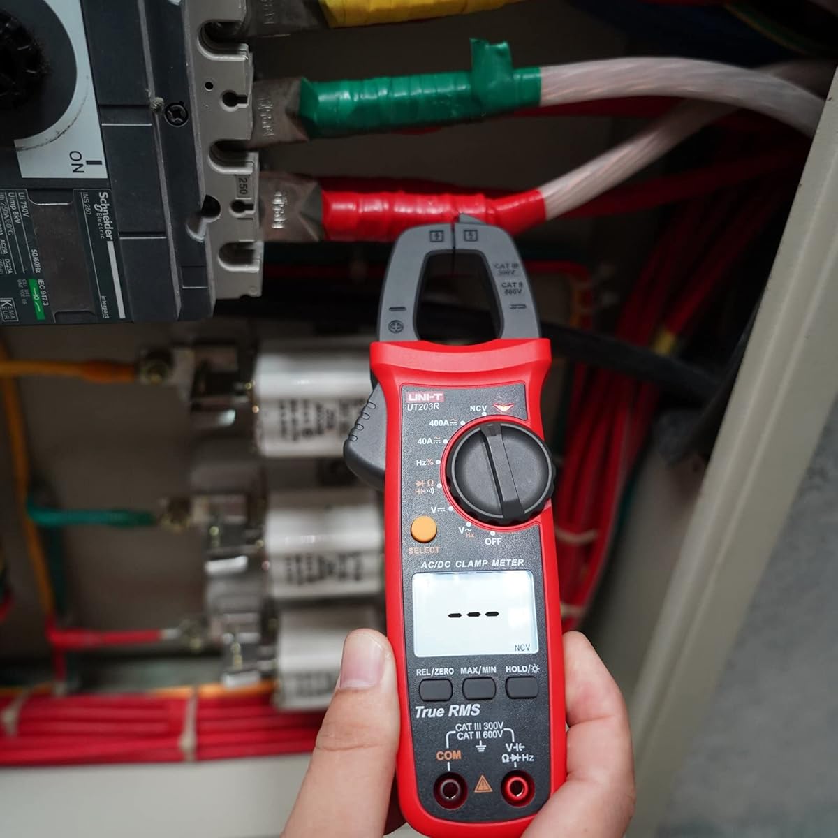 Ampe kìm AC/DC UNI-T UT203R 8 Ampe kìm AC/DC UNI-T UT203R - Ảnh 5