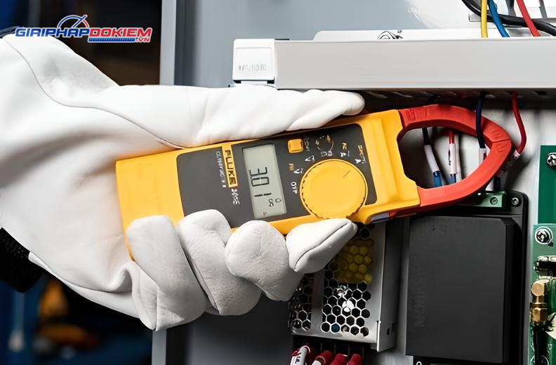 Ampe Kìm Đo Dòng AC/DC Fluke 301E 24 Ampe Kìm Đo Dòng AC/DC Fluke 301E - Ảnh 12
