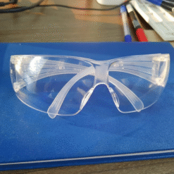 Kính Chống Bụi 3M SF201AF, Chống Tia UV 99% 4 Kính Chống Bụi 3M SF201AF, Chống Tia UV 99%