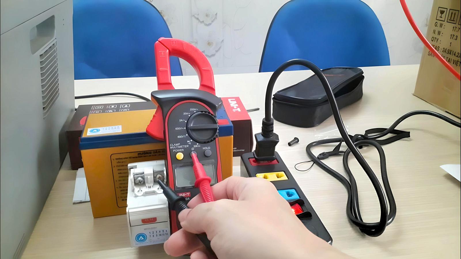 Hiệu Chuẩn Ampe Kìm UNI-T Nhanh Chóng Cùng Giải Pháp Đo Kiểm 21 Quy trình hiệu chuẩn ampe kìm UNI-T