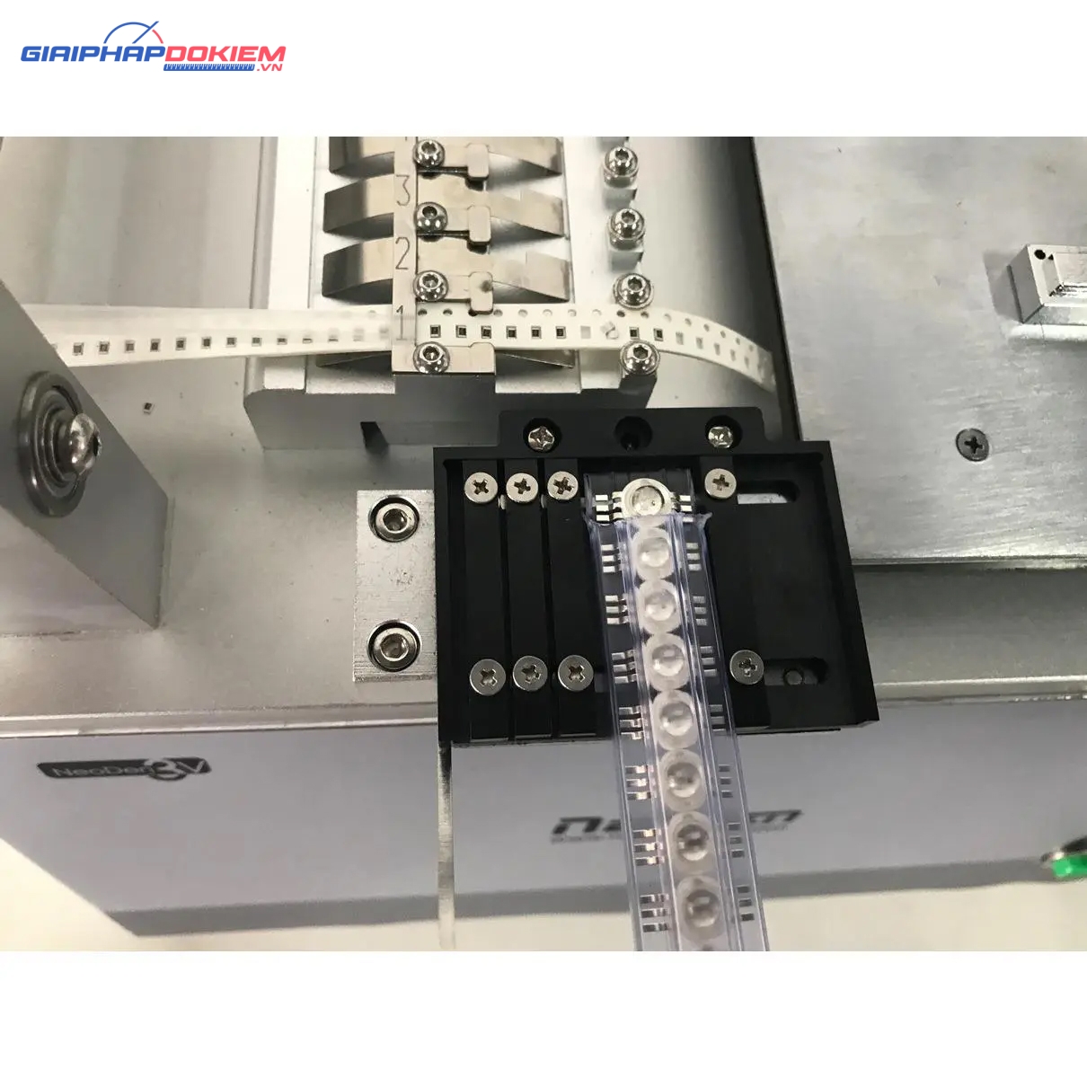 Máy chọn và đặt SMD tự động NeoDen 3V-A 6 Máy chọn và đặt SMD tự động NeoDen 3V-A - Ảnh 4