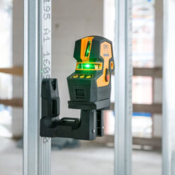 may can bang laser ngoai troi crosspointer5 green geo fennel treo tuong 1080 608 min