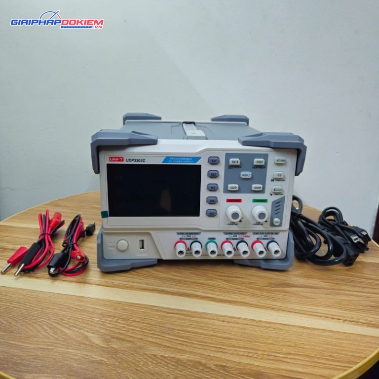 Máy cấp nguồn DC tuyến tính Uni-T UDP3303C (30V/3A/3CH) 2 Máy cấp nguồn DC tuyến tính Uni-T UDP3303C (30V/3A/3CH) - Ảnh 2