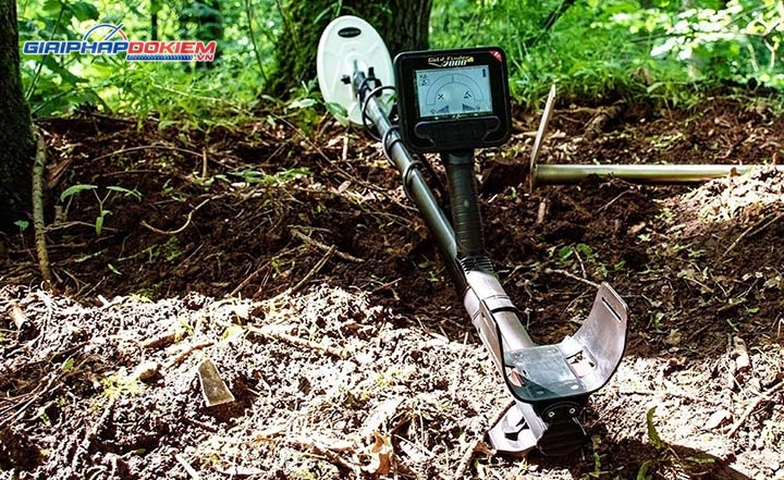Máy dò vàng Nokta Gold Finder 2000 tần số 61kHz 11 Máy dò vàng Nokta Gold Finder 2000