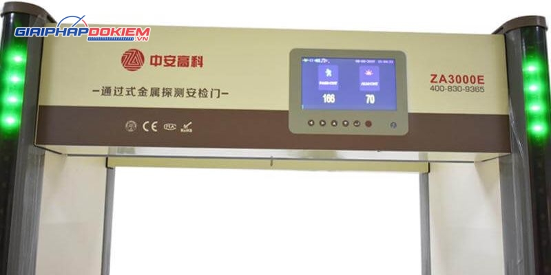 Cổng dò kim loại Zoan ZA-3000E 33 vùng phát hiện 10 Cổng dò Zoan ZA-3000E được hãng trang bị nhiều tính năng hiện đại