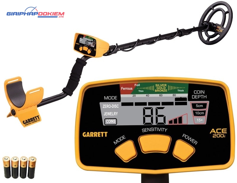 Máy dò kim loại dưới lòng đất Garrett ACE 200i 12 Máy dò kim loại Garrett ACE 200i có tần số hoạt động 6kHz