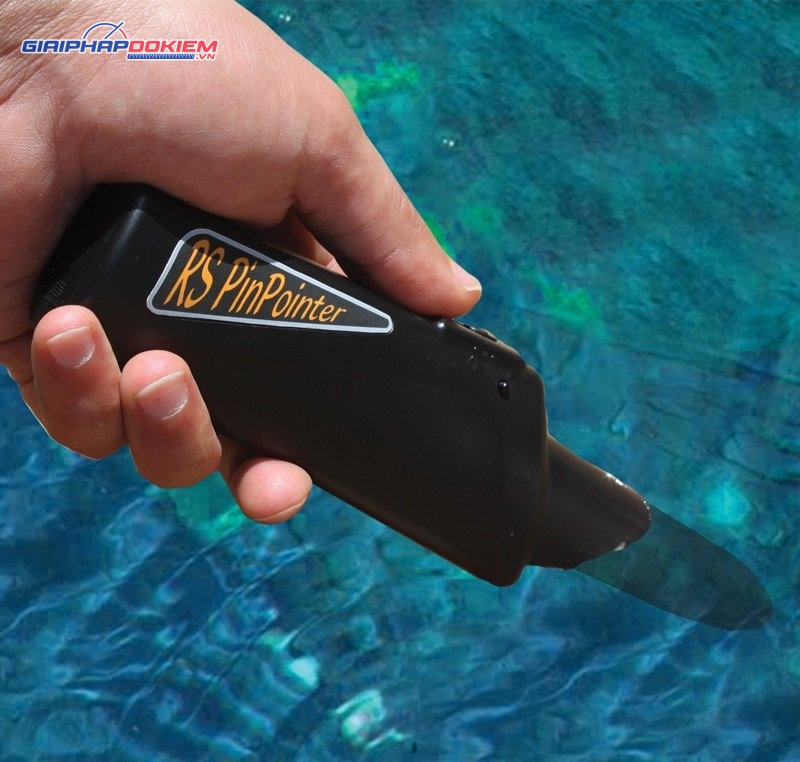 Máy dò kim loại cầm tay đa năng Nokta RS Pinpointer - EU 7 Thiết bị dò kim loại đa năng RS Pinpointer - EU làm việc tốt tại nhiều khu vực