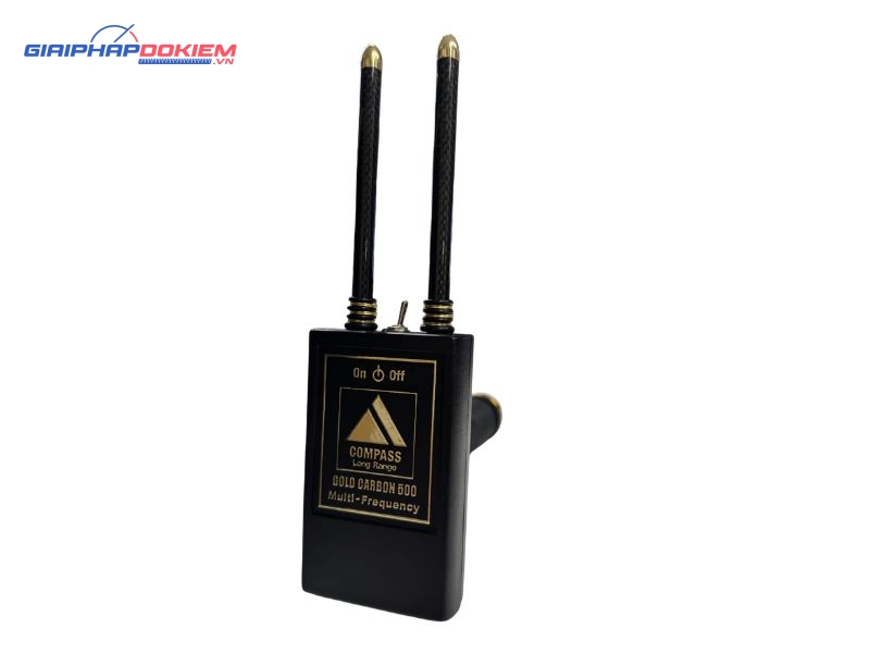 Máy dò vàng đa tần Compass Long Range Gold Carbon 500 6 Máy dò vàng Gold Carbon 500 sở hữu thiết kế dạng cầm tay nhỏ gọn
