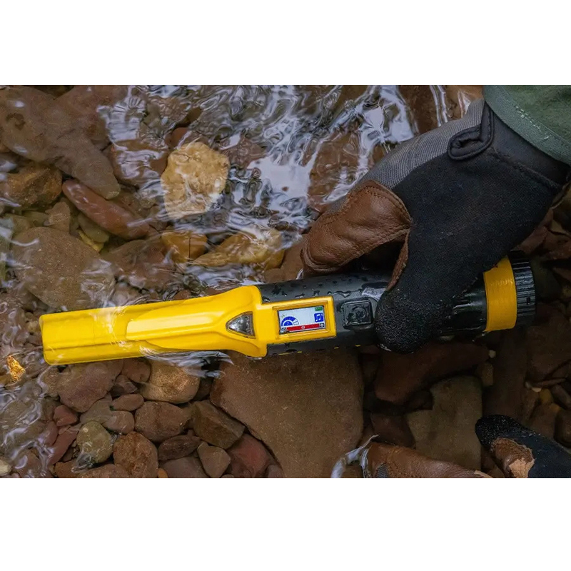 Máy dò kim loại cầm tay Nokta AccuPOINT Pointer chống nước IP68 9 Máy dò kim loại cầm tay Nokta AccuPOINT Pointer chống nước IP68 - Ảnh 5
