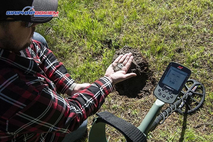 Máy dò kim loại dưới lòng đất Minelab X-terra Pro 17 Dò tìm mọi lúc mọi nơi cùng máy dò kim loại Minelab X-terra Pro